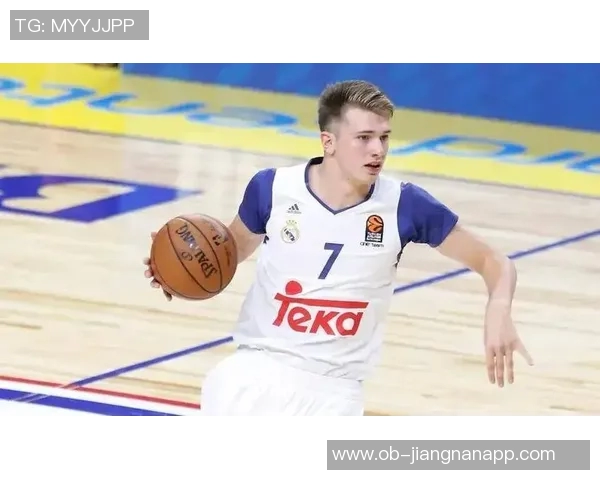 东契奇感慨半场领先29分展现团队实力令人难以置信 东契奇感慨半场领先29分展现团队实力令人难以置信