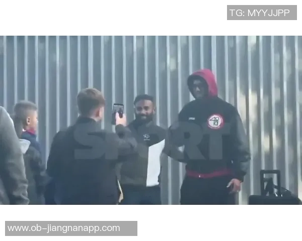 博阿滕感谢巴萨与弗里克的指导期待在执教之路上不断进步 博阿滕感谢巴萨与弗里克的指导期待在执教之路上不断进步