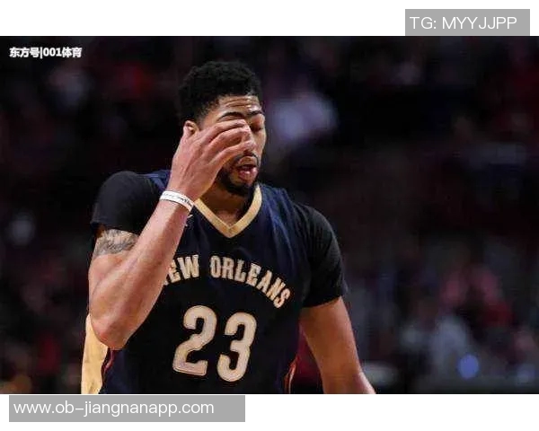 巴特勒盛赞库里：将球交给他后果然奇迹频现