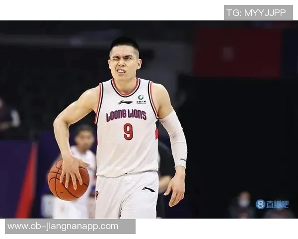 斯佩尔曼半场表现抢眼10投6中砍下14分7篮板2助攻正负值高达12