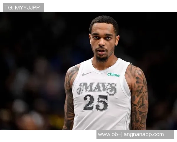 独行侠对阵公牛华盛顿因脚踝扭伤缺席场均147分74板的他将缺阵